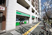 ローソンストア100　桜通本町店