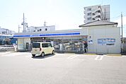 ローソン　中川玉船町店