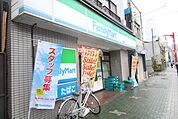 ファミリーマート　則武店