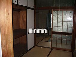 居間