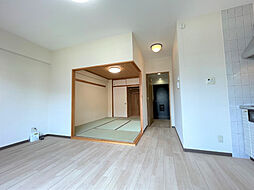 居間