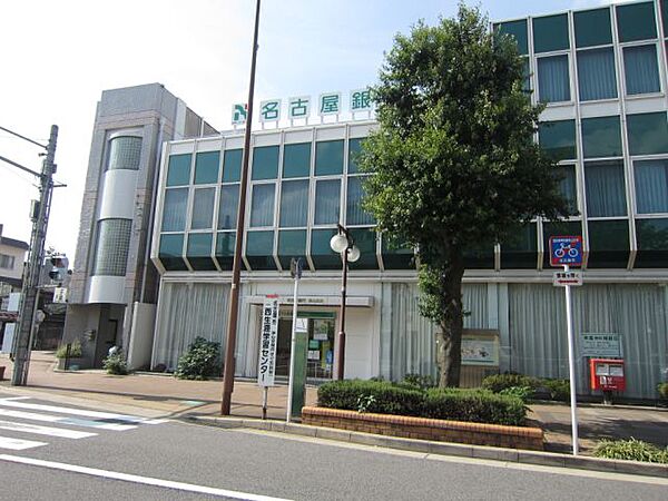 画像23:病院「名古屋銀行まで260m」
