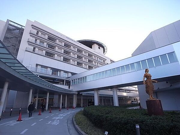 画像26:病院「名古屋市立大学医学部附属西部医療センターまで1554m」