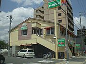 飲食店「サイゼリアまで880m」
