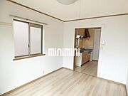 角部屋で窓多く、換気便利です。