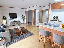 ブールヴァールＮＯＭＡ 2階3LDKのリビング/ダイニング