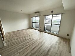 ファミール横地 4階2LDKのリビング/ダイニング