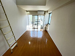 クレイタスパークII 3階1Kのリビング/ダイニング