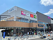 複合モール「イオンそよら上飯田まで984m」
