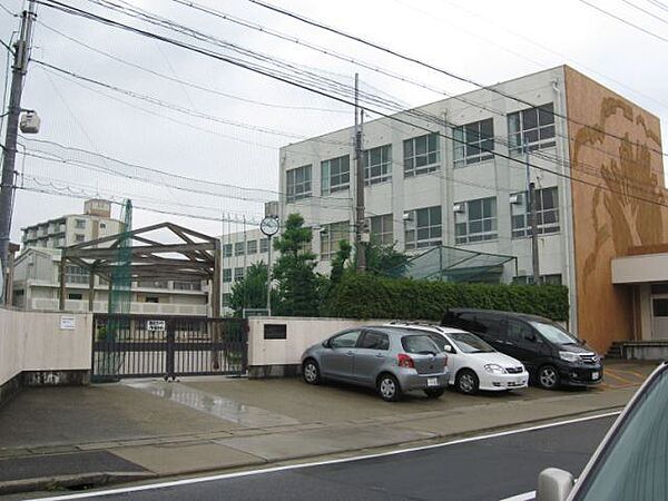 画像25:中学校「名古屋市立山田東中学校まで652m」