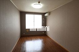 キャステールＵ 203 2階ワンルームのリビング/ダイニング