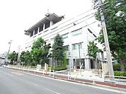 役所「西区役所支所まで560m」