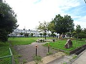 公園「玉塚南公園まで70m」