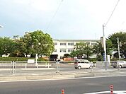 小学校「清須市立西枇杷島小学校まで368m」