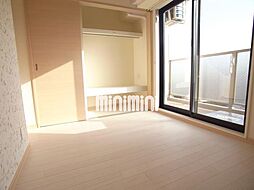 ラ・シュシュ覚王山 8階ワンルームのリビング/ダイニング