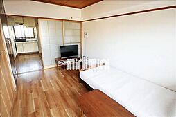 居間