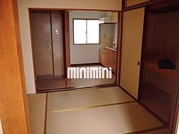 居間