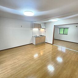 名古屋市営桜通線 車道駅 徒歩12分の賃貸アパート 3階1LDKのリビング/ダイニング