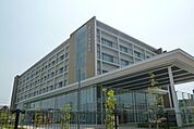 病院「偕行会城西病院まで590m」
