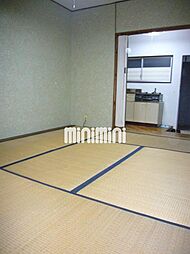 居間