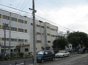中学校「市立天神山中学校まで1500m」