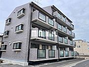 人気のRC造のマンションですよ。