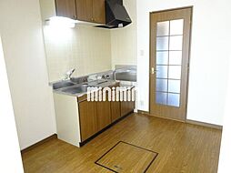 居間