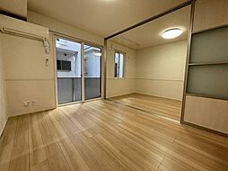 居間