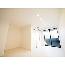 GRANDBLUE kumaiden I 202 2階1LDKのリビング/ダイニング