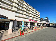 スーパー「アオキスーパー烏森店まで691m」