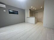 明るいリビングですね。