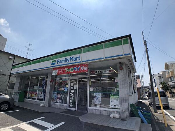 画像19:コンビニ「ファミリーマート黄金通四丁目店まで360m」