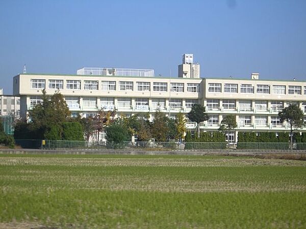 画像15:小学校「市立甚目寺東小学校まで1600m」