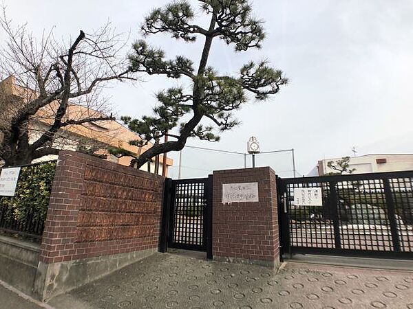 画像25:中学校「名古屋市立日比津中学校まで466m」