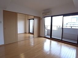 宝マンショングランスクエア名駅 11階3LDKのリビング/ダイニング