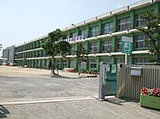 小学校「市立甚目寺南小学校まで1000m」