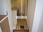 玄関入ったところです！