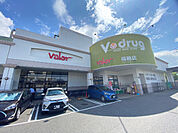 ドラッグストア 「V・drug瑞穂店まで629m」