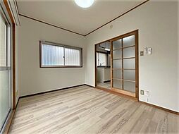 居間