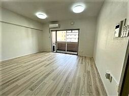 アーバンドエル上前津 8階2LDKのリビング/ダイニング