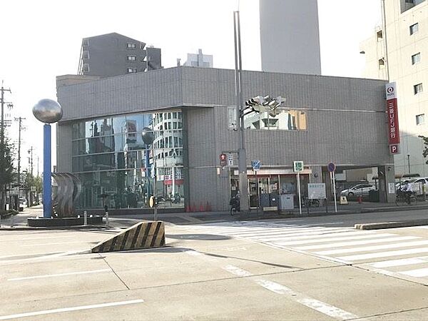 画像15:銀行「三菱ＵＦＪ銀行まで410m」