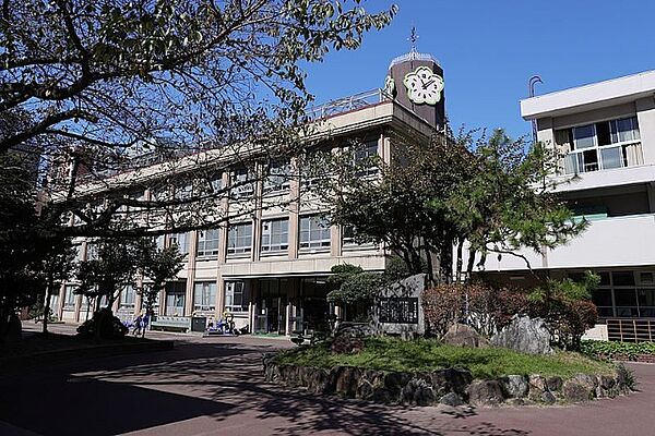 画像20:小学校「名古屋市立東桜小学校まで835m」