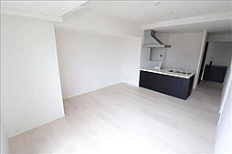 アーデン泉プレミア 4階2LDKのリビング/ダイニング