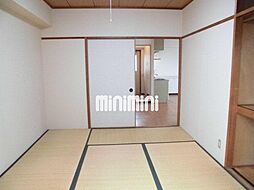 居間