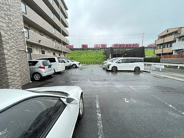 画像18:平面駐車場