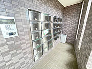ダイヤル付きの集合ポストです