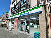 コンビニ「ファミリーマート昭和八事店まで93m」