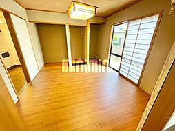 居間