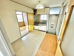 居間