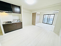 プリマステラ 3階1LDKのリビング/ダイニング